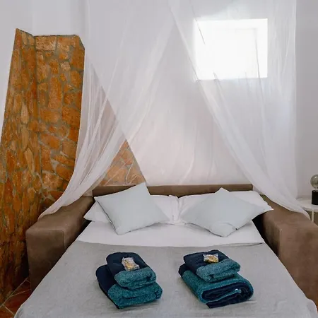 Guest House Ortigia Calarossa Apartamento *